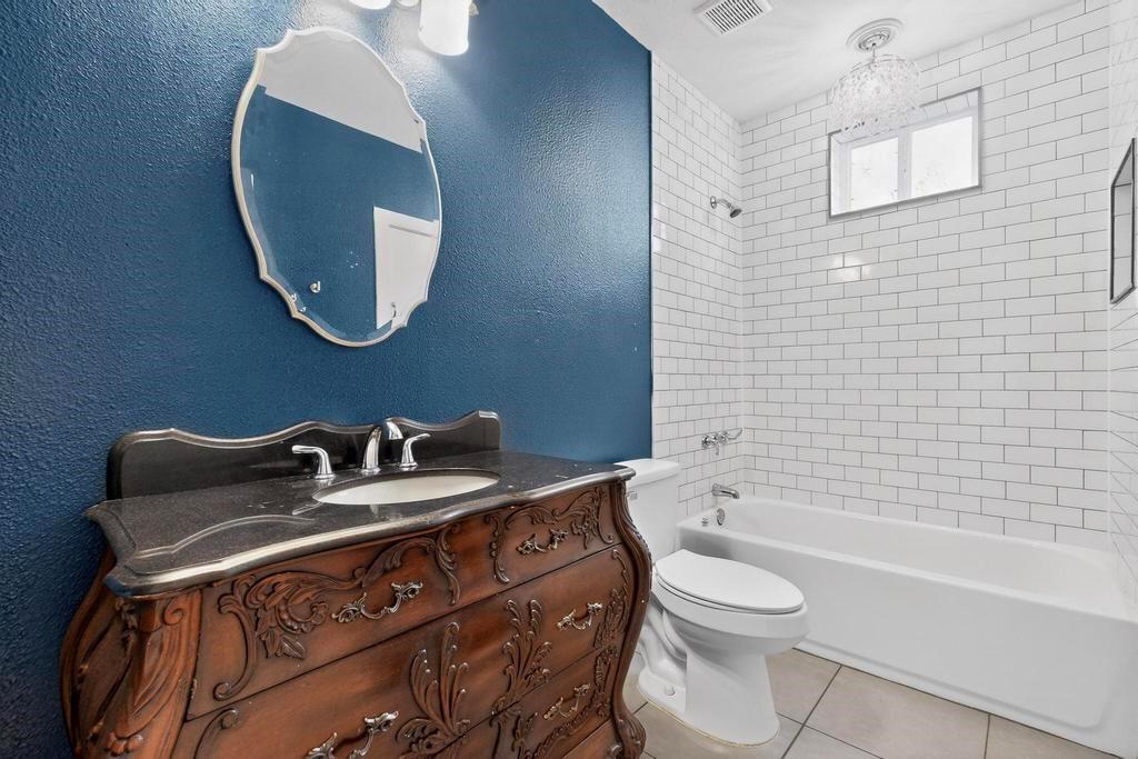 Town - Waxahachie - Residential