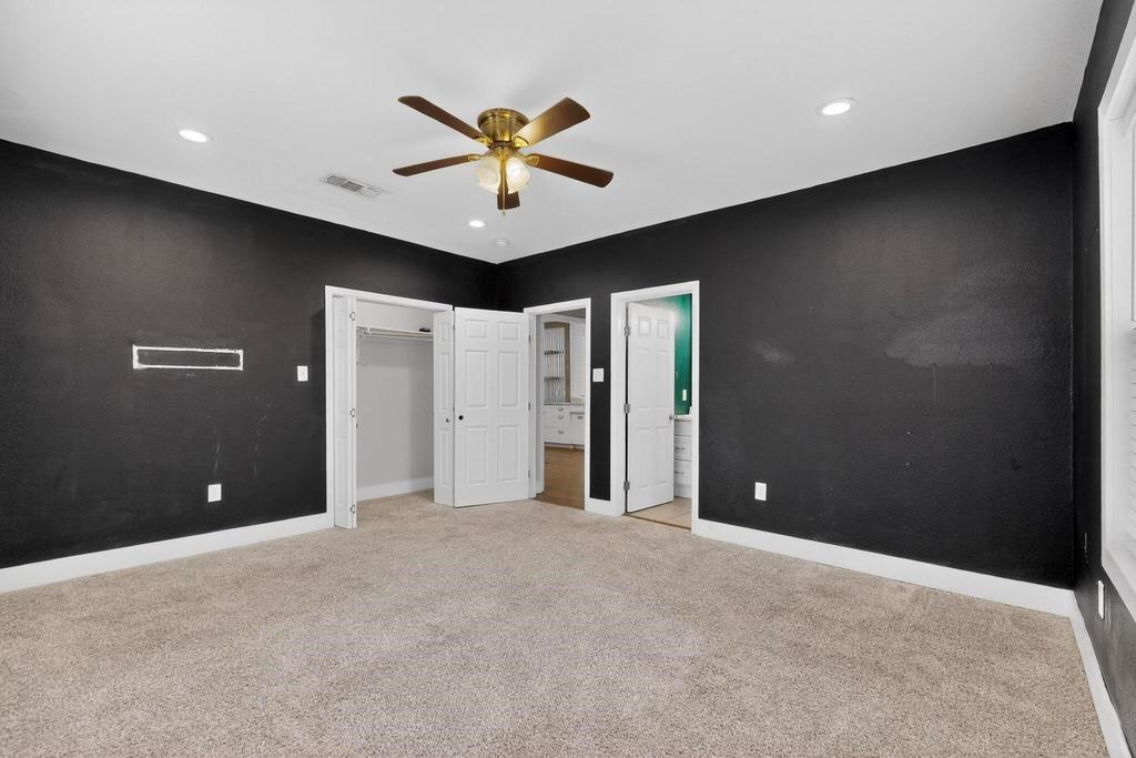 Town - Waxahachie - Residential