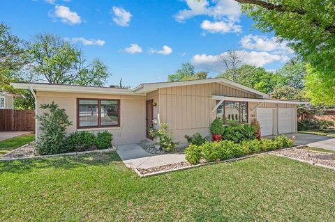 3401 Cromart Avenue Fort Worth TX 76133