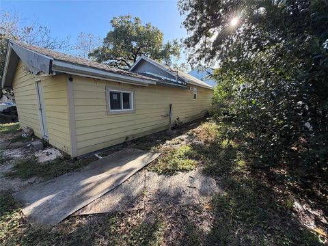 Tiny photo for 751 N Race Street, Stephenville, TX 76401 (MLS # 21099465)