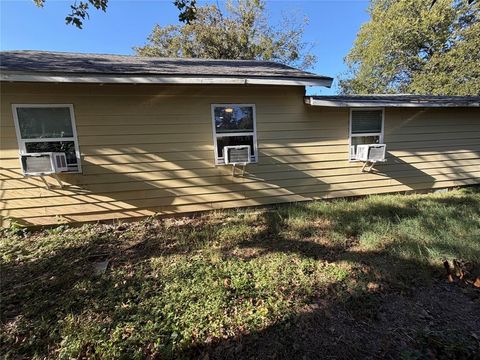 Tiny photo for 751 N Race Street, Stephenville, TX 76401 (MLS # 21099465)