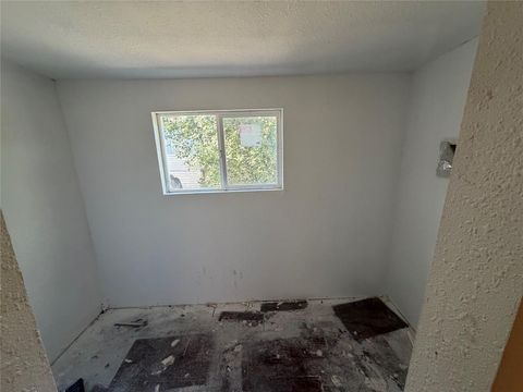 Tiny photo for 751 N Race Street, Stephenville, TX 76401 (MLS # 21099465)