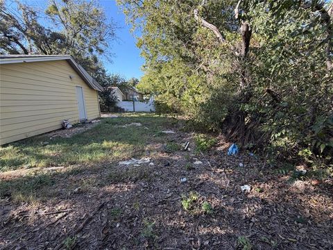 Tiny photo for 751 N Race Street, Stephenville, TX 76401 (MLS # 21099465)