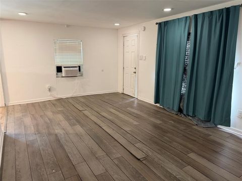 Tiny photo for 751 N Race Street, Stephenville, TX 76401 (MLS # 21099465)