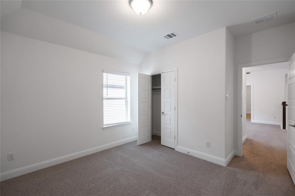 Valencia on the Lake - Residential