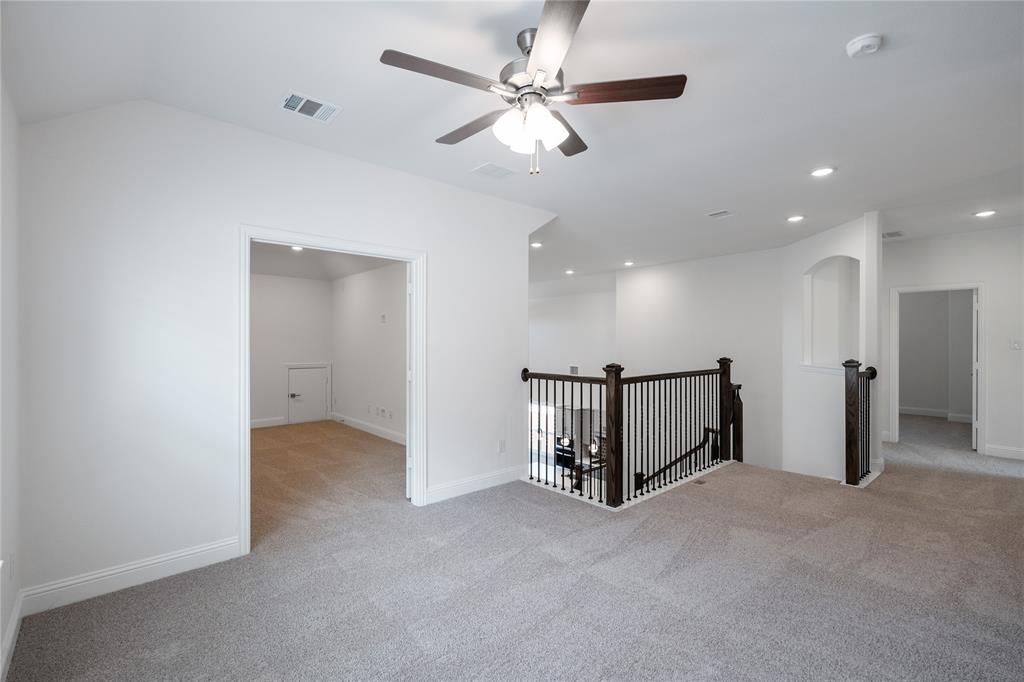 Valencia on the Lake - Residential