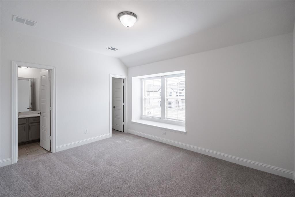 Valencia on the Lake - Residential