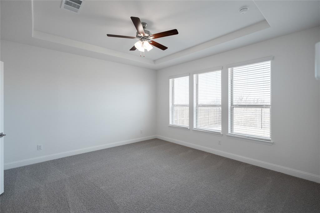 Valencia on the Lake - Residential