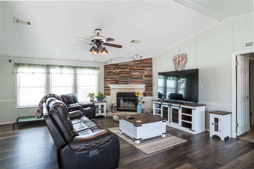 593 Chisholm Hills Drive