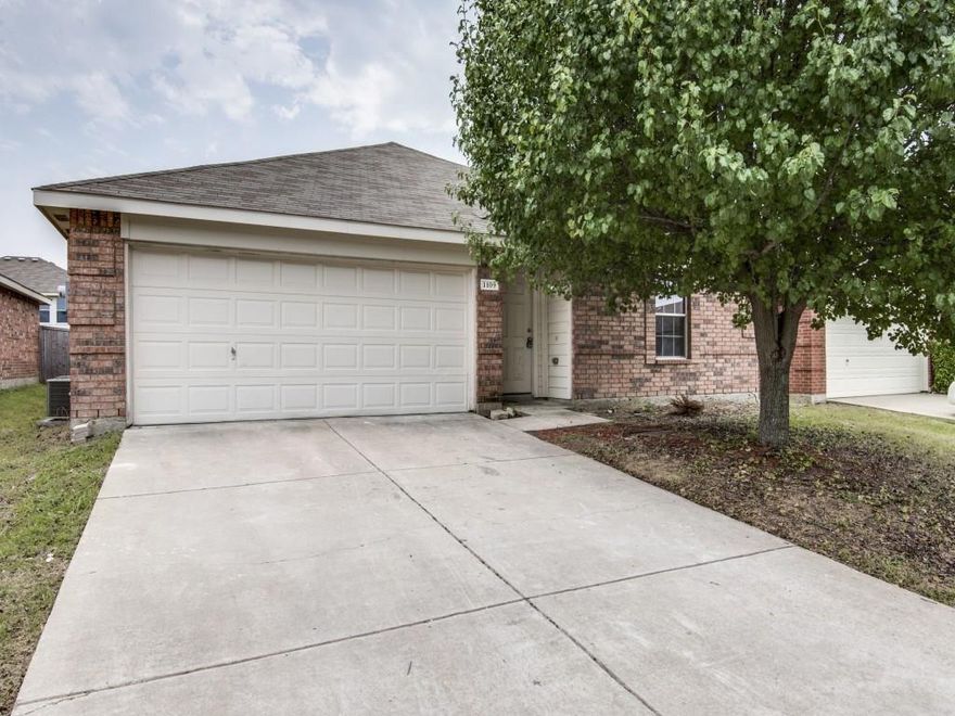 Completely remodeled. fresh paint, Laminate through main living areas and hallways, new SS appliances, Granite counter tops in kitchen and bathrooms. Move in Ready.