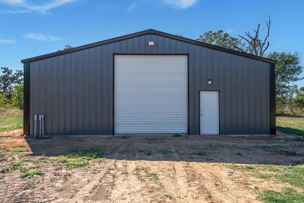 806 County Road 2918