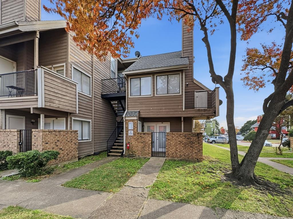9835 Walnut Street 208