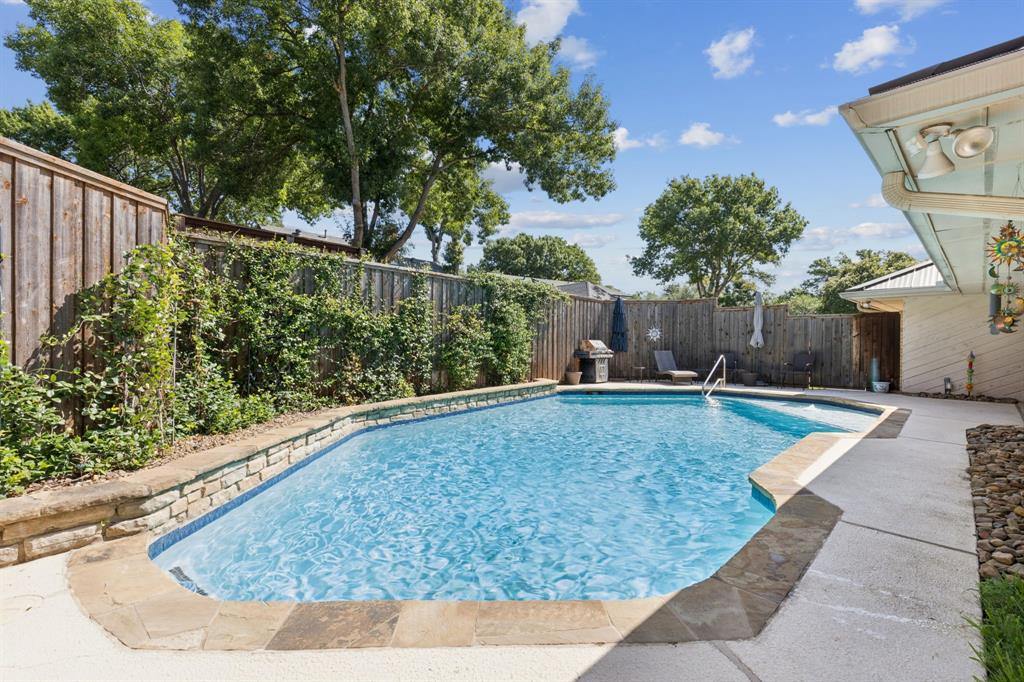 206 Crooked Creek Drive