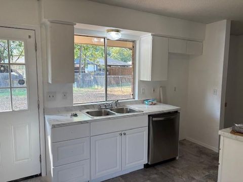 Tiny photo for 1029 Rutherford Drive, Mesquite, TX 75149 (MLS # 21095656)