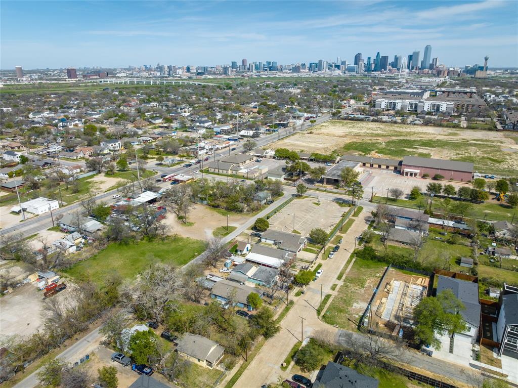 College Park Riggins - Land