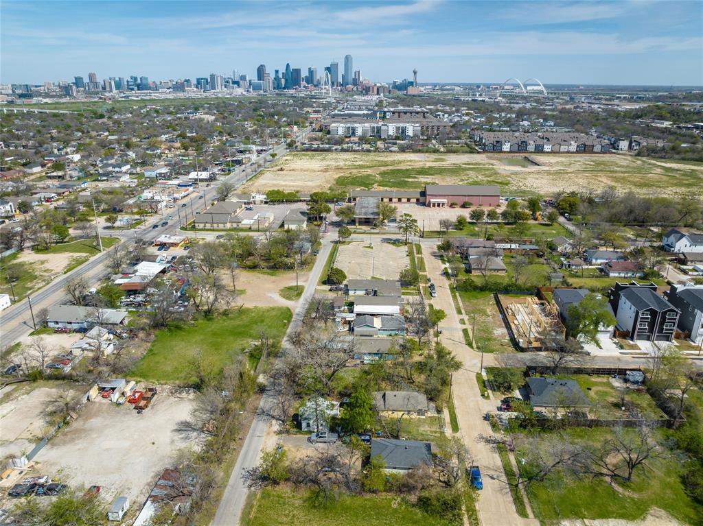 College Park Riggins - Land