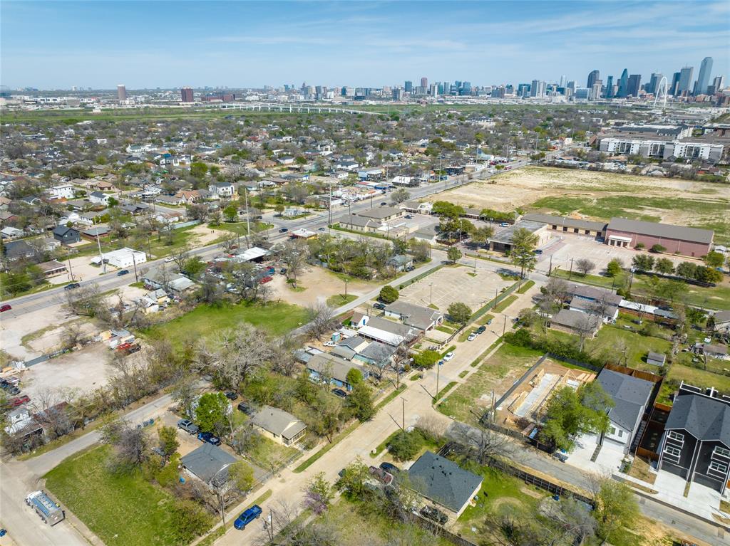 College Park Riggins - Land