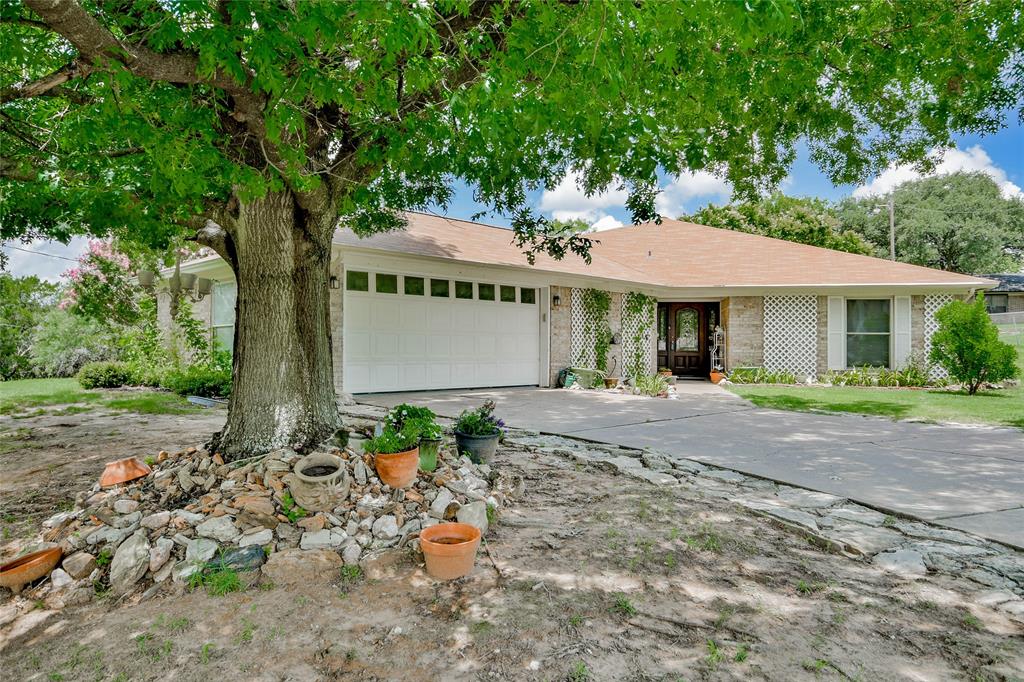 300 Saddleview Court