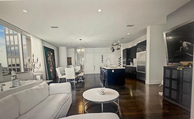 House - Residential Lease