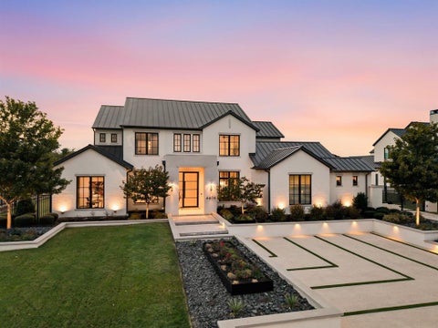 Photo of 4404 Saddleback Lane, Southlake, TX 76092 (MLS # 21407115)