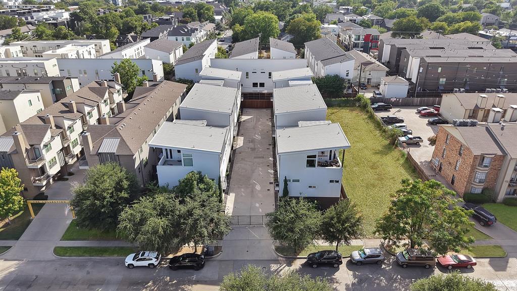 4935 Zuma Court