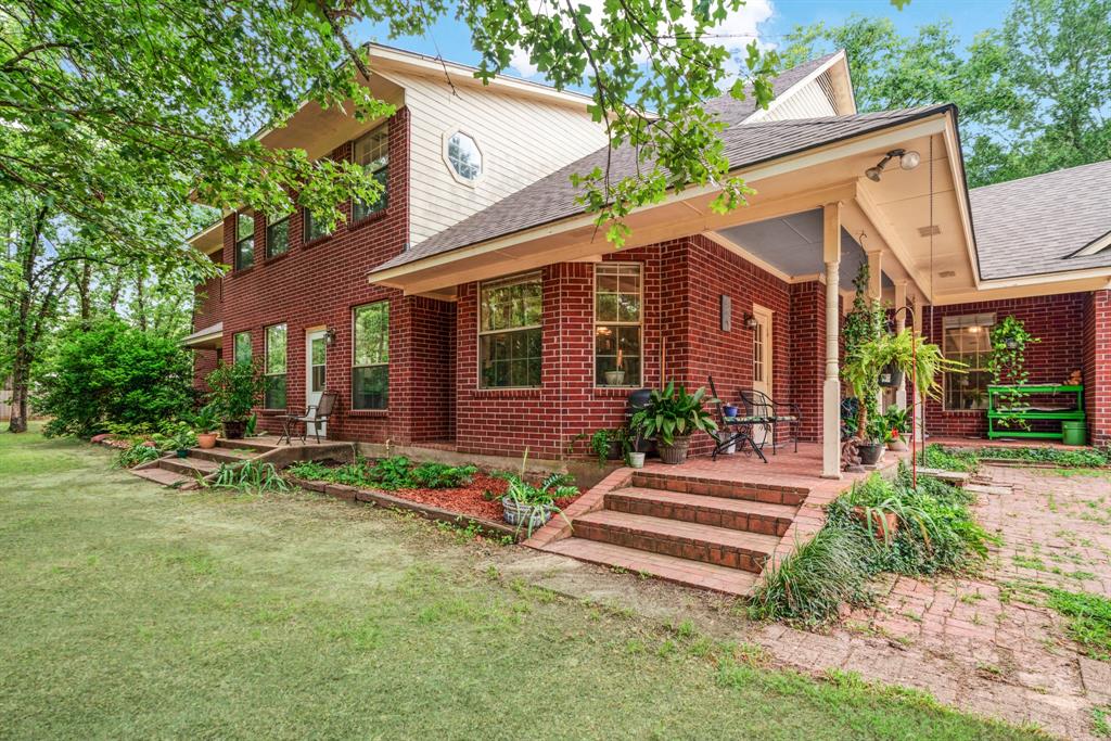 2550 Meadow Lane