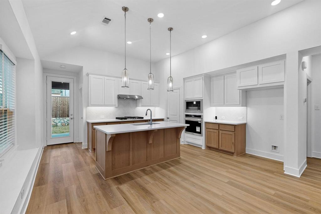 Bel-Air Vlg Ph 1 - Residential Lease