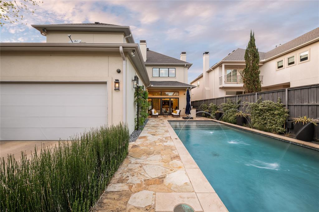 Linwood Place - Residential