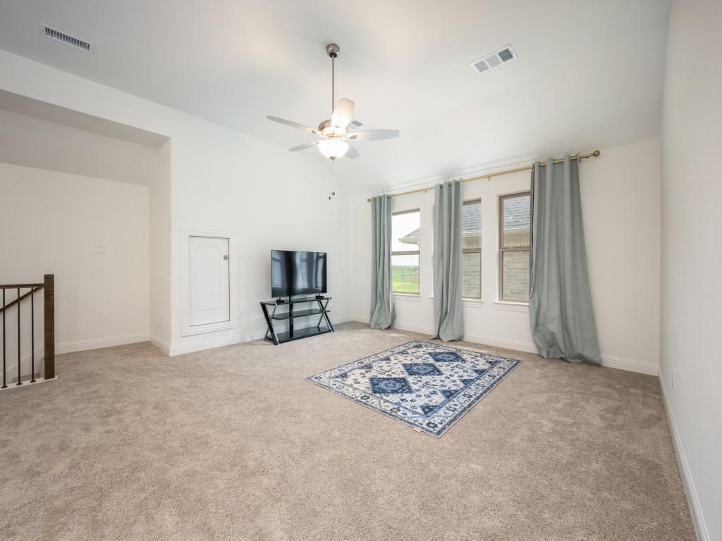 2513 Silver Leaf Drive