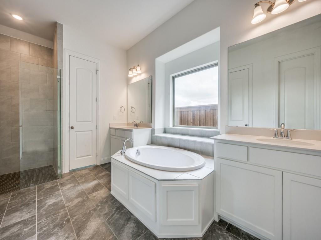 THE RIDGE - Residential