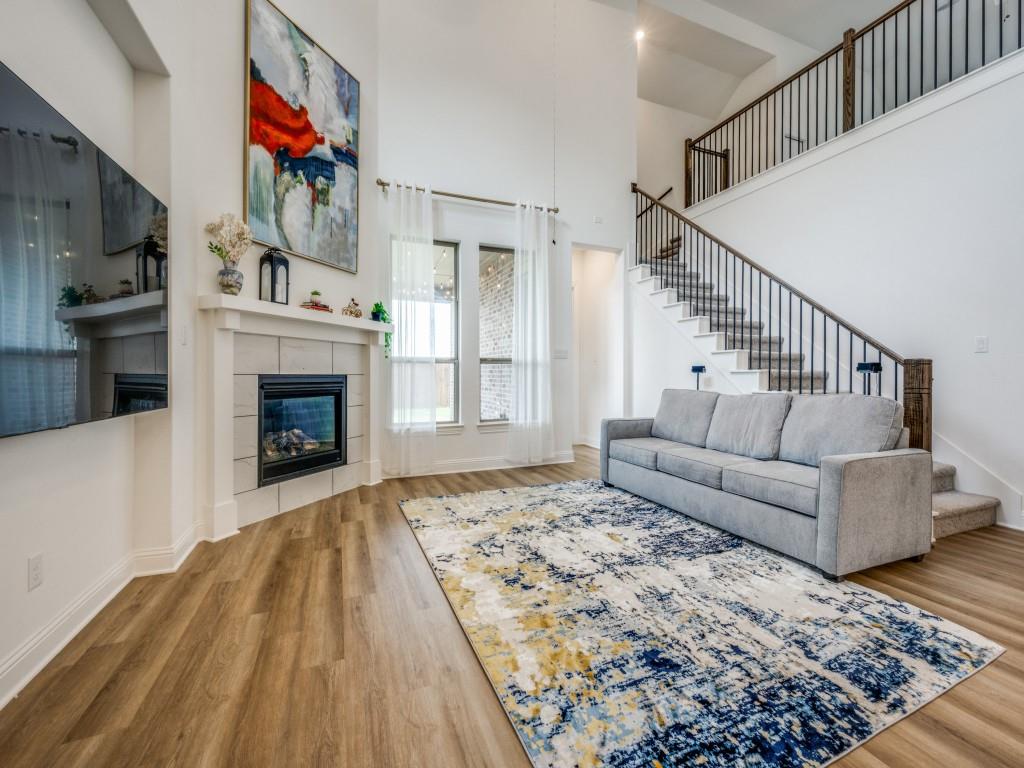 THE RIDGE - Residential