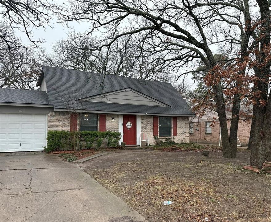 Beautiful Drive Up! Nestled under a Canopy of Mature Trees for shade all summer! 4 EXTREMELY large bedrooms, 2 primary bedrooms, one on each floor! 2 full baths! Oversized 1 car garage! UPDATED MECHANICALS Water Heater, Roof and AC system replaced mid 2021. Carpet replaced Mar 2021.  Large oversized lot! Great location with quick access to 635, Hwy 80, 20, shopping, dining and entertainment. Stop renting and invest in your future, do not delay!!