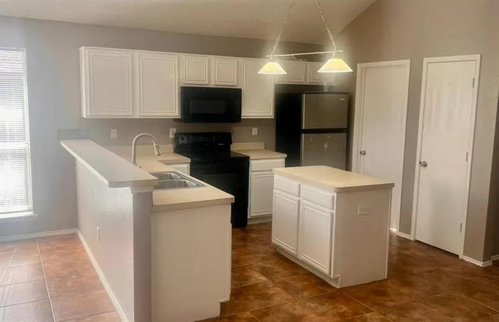 Little Chapel Creek Add - Residential Lease