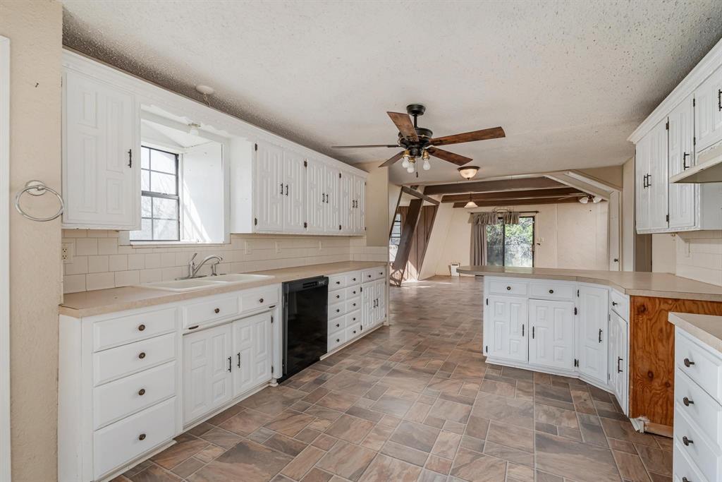 A0059 SUR 111 MOSES EVANS - Residential