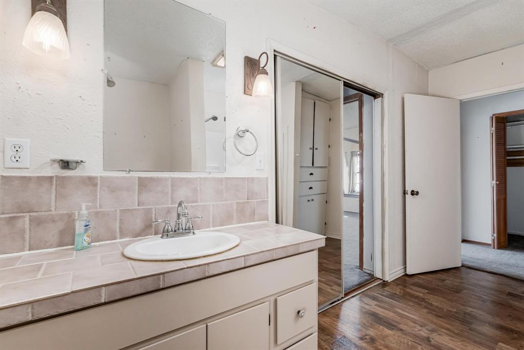 A0059 SUR 111 MOSES EVANS - Residential