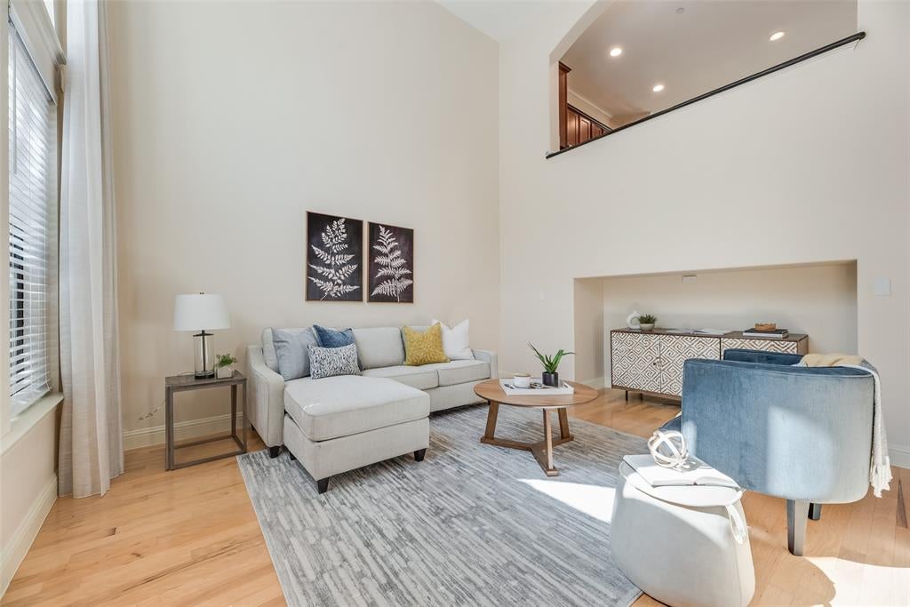 7233 Kasko Drive