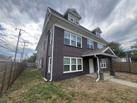 4818 Virginia Avenue Dallas TX 75204