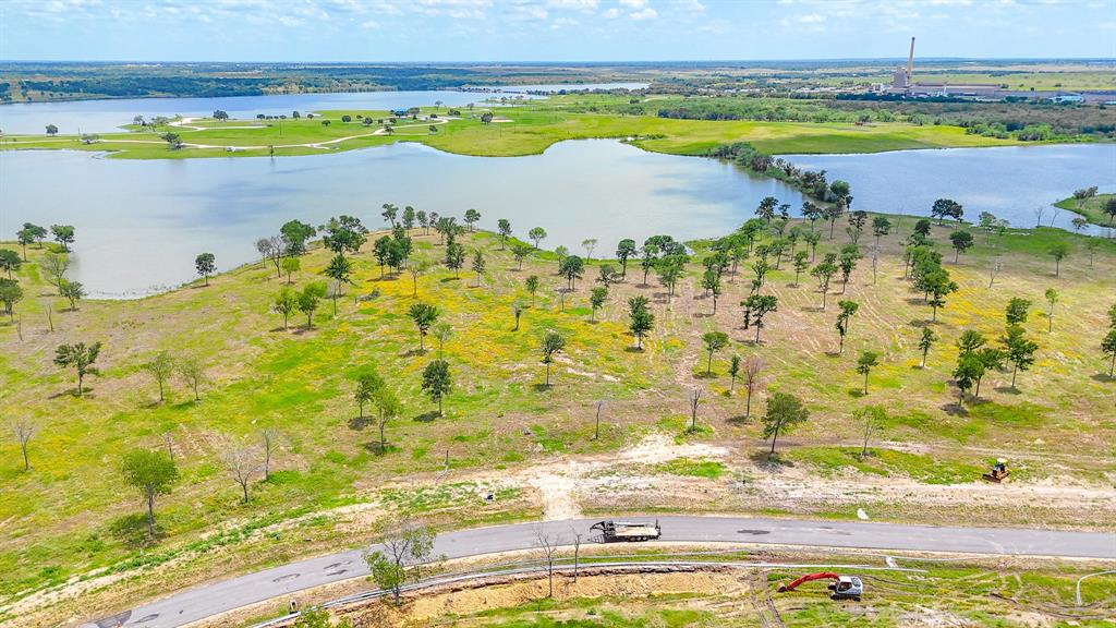 Waterfront Club - Land