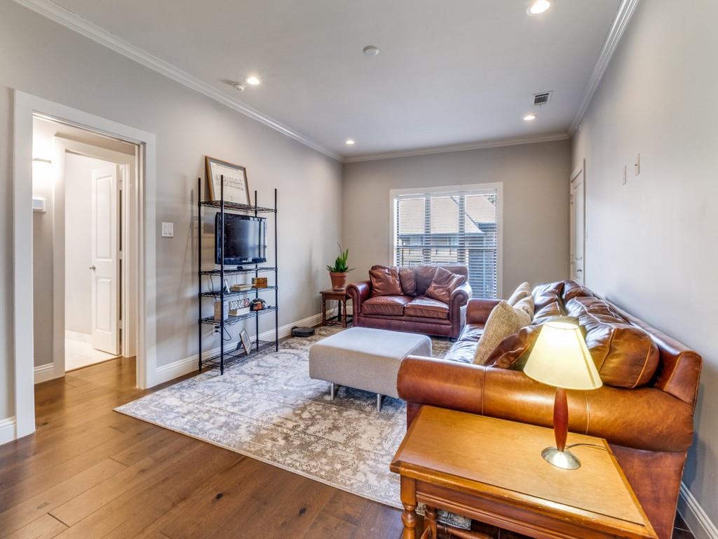 Royal Lane Condos 5800 - Residential