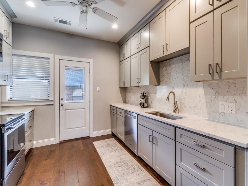 Royal Lane Condos 5800 - Residential