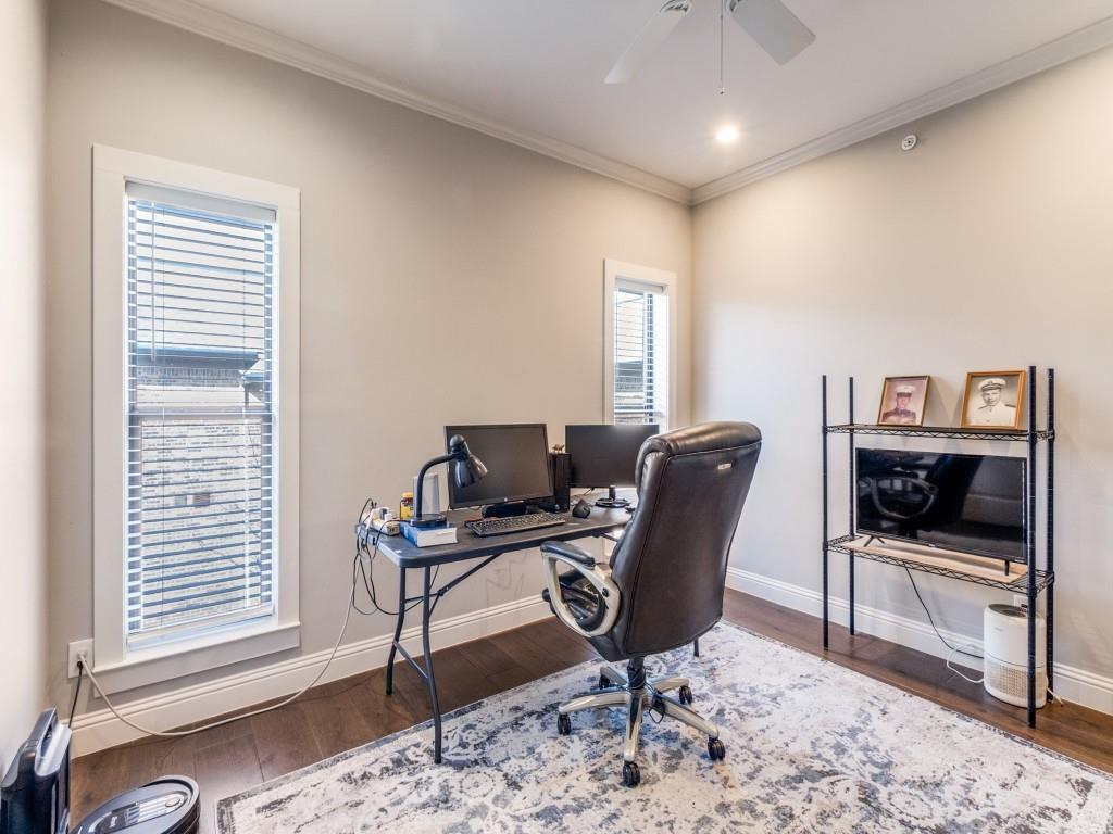 Royal Lane Condos 5800 - Residential