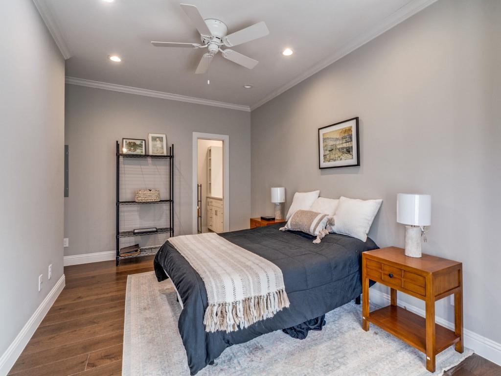 Royal Lane Condos 5800 - Residential