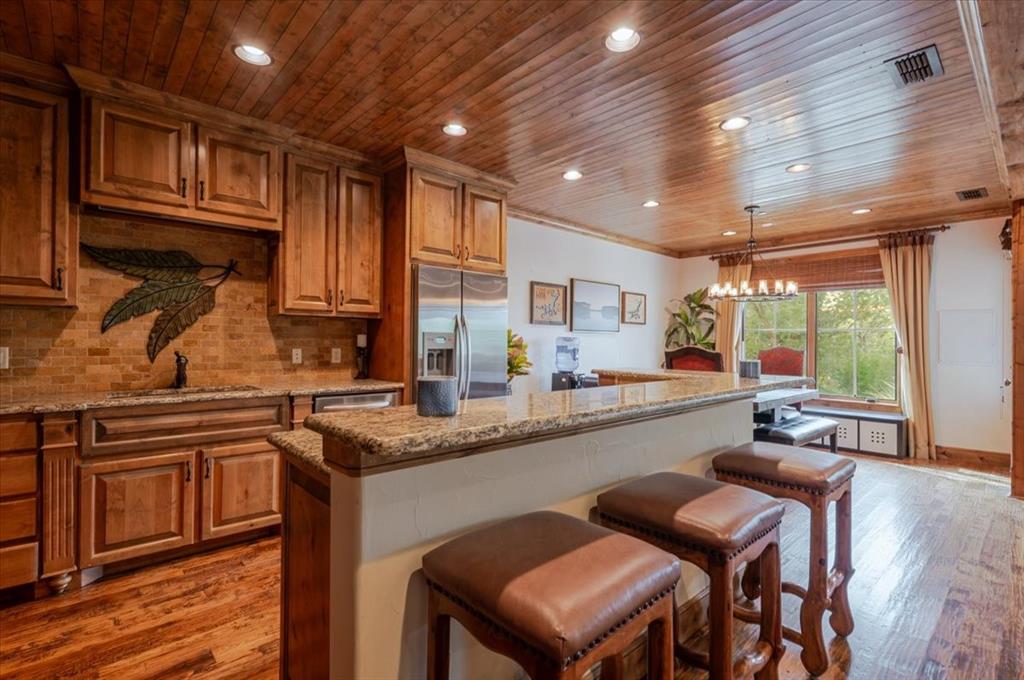 1633 Scenic Drive 102