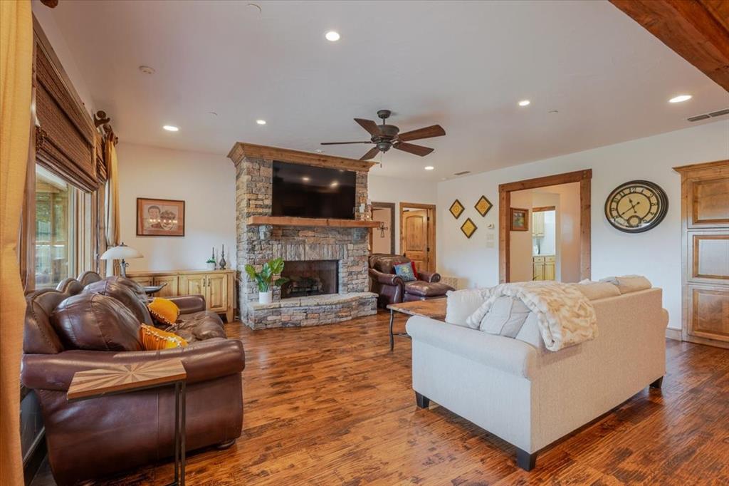 Hill Country Harbor Condo - Residential