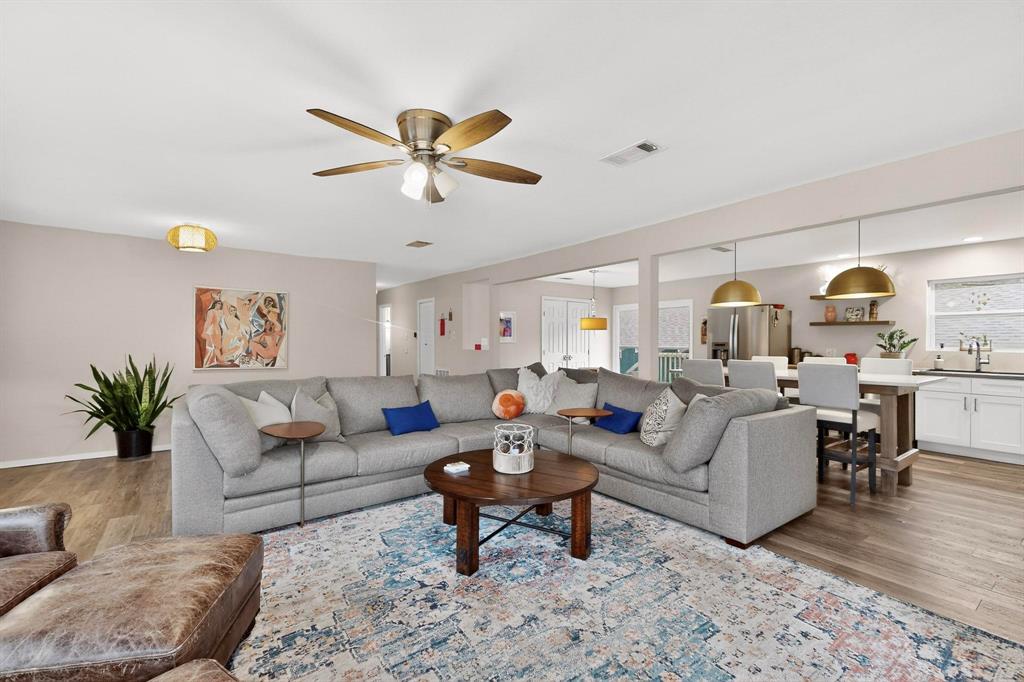 10570 Whipporwill Lane