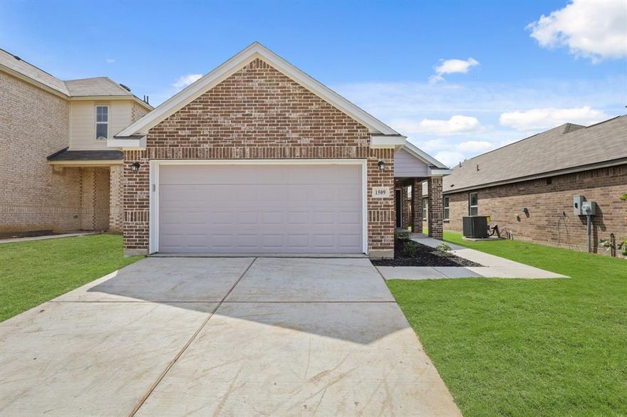 Love where you live in Christian Meadows in Ennis, TX! The Sweetwater floor plan is a charming 1-story home with 3 bedrooms, 2 bathrooms, and a 2-car garage. This home has it all, including privacy blinds and vinyl plank flooring throughout! The gourmet kitchen is sure to please with 42-inch white cabinetry, granite countertops, and stainless-steel appliances! Retreat to the Owner's Suite featuring double sinks with granite countertops, a sizable shower, and tray ceiling for some dramatic flair! Enjoy the great outdoors with full sod and a sprinkler system! Don't miss your opportunity to call Christian Meadows home, schedule a visit today!
