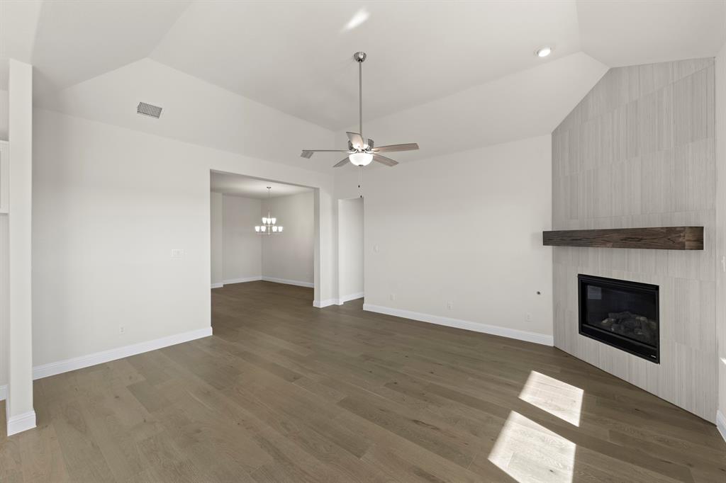 Anna Town Square - Residential