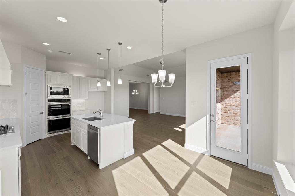 Anna Town Square - Residential