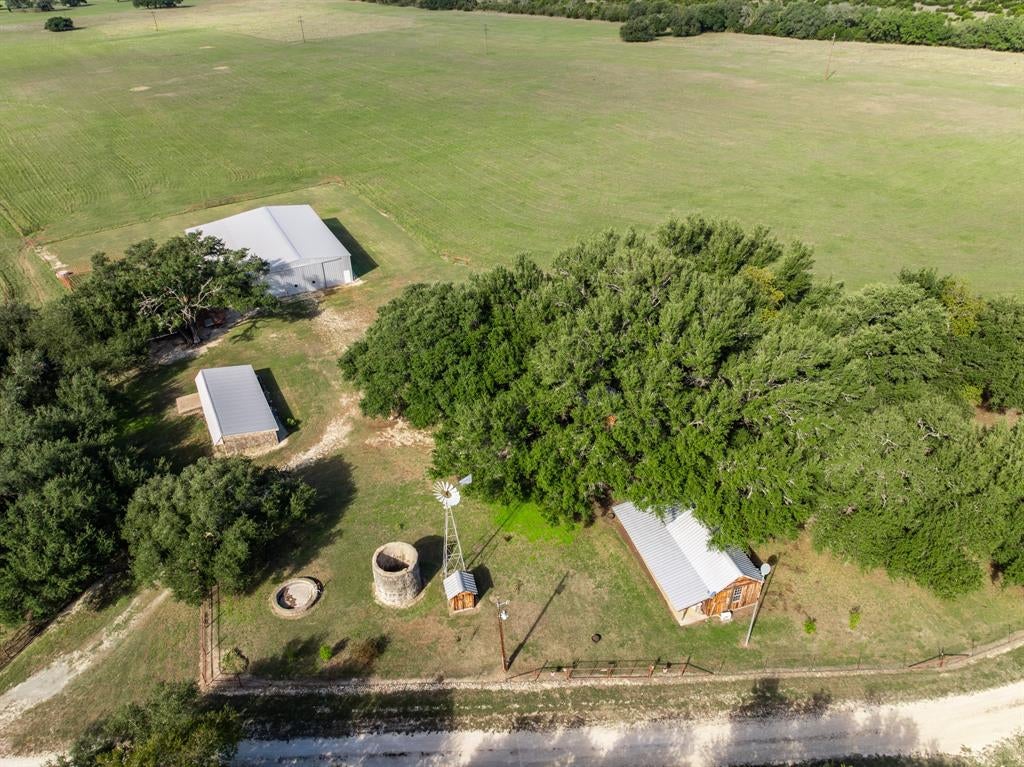 487 Private Road 2138