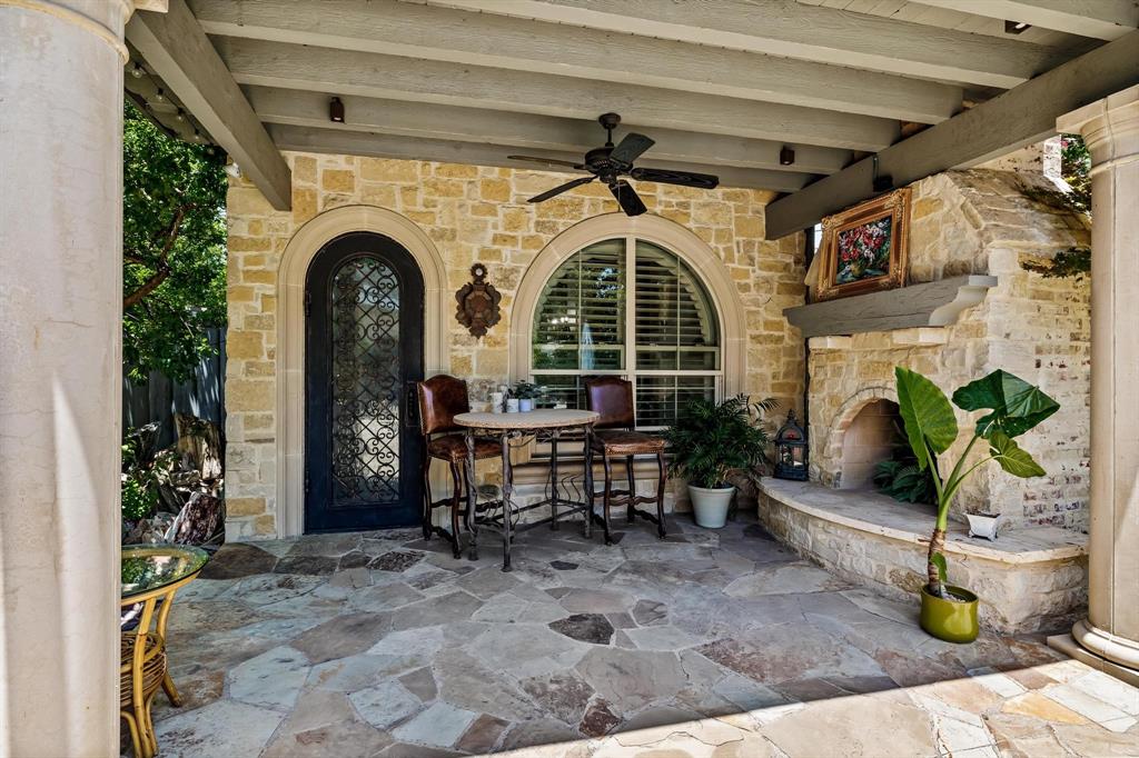 Crestmanor Estates - Residential